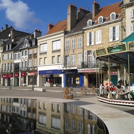 Appt "Coeur Moulinois" Apartment Moulins  Exterior foto